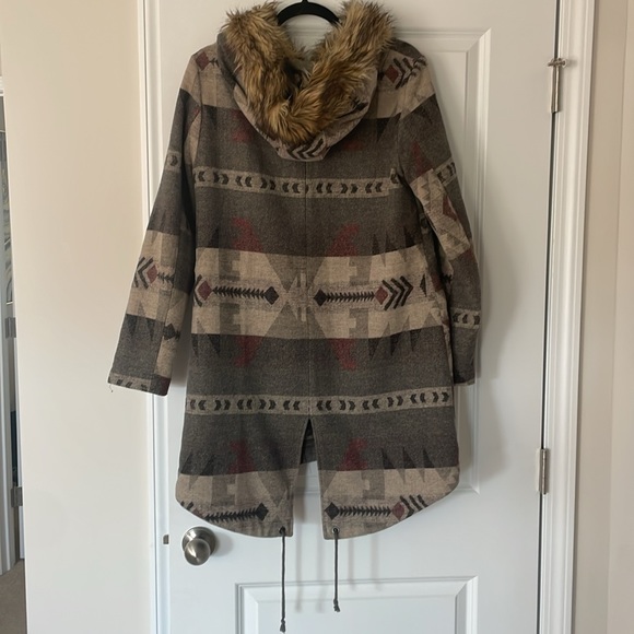 BB Dakota Hooded Jacket. Women Size Medium. - Picture 5 of 7